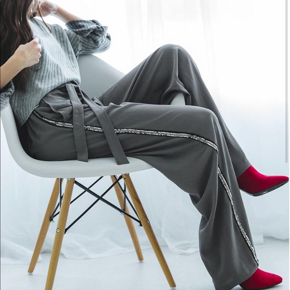 NWT. Women’s Gauze Wide Leg Pants.